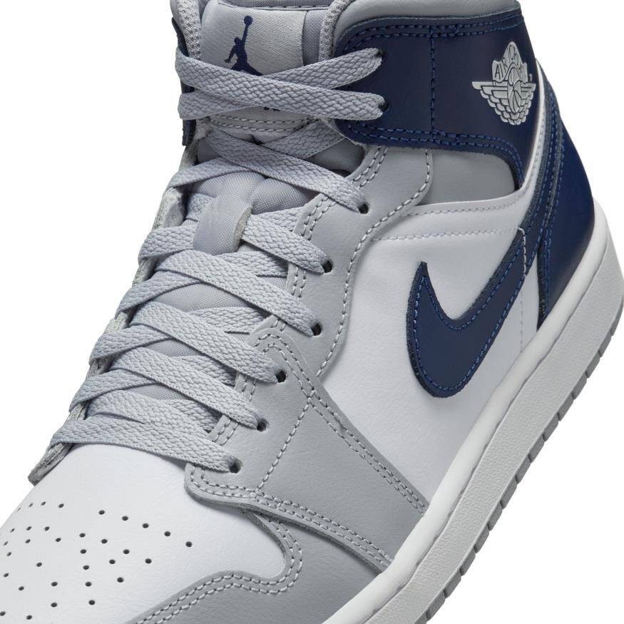 Air Jordan 1 Mid Erkek Basketbol Ayakkabısı