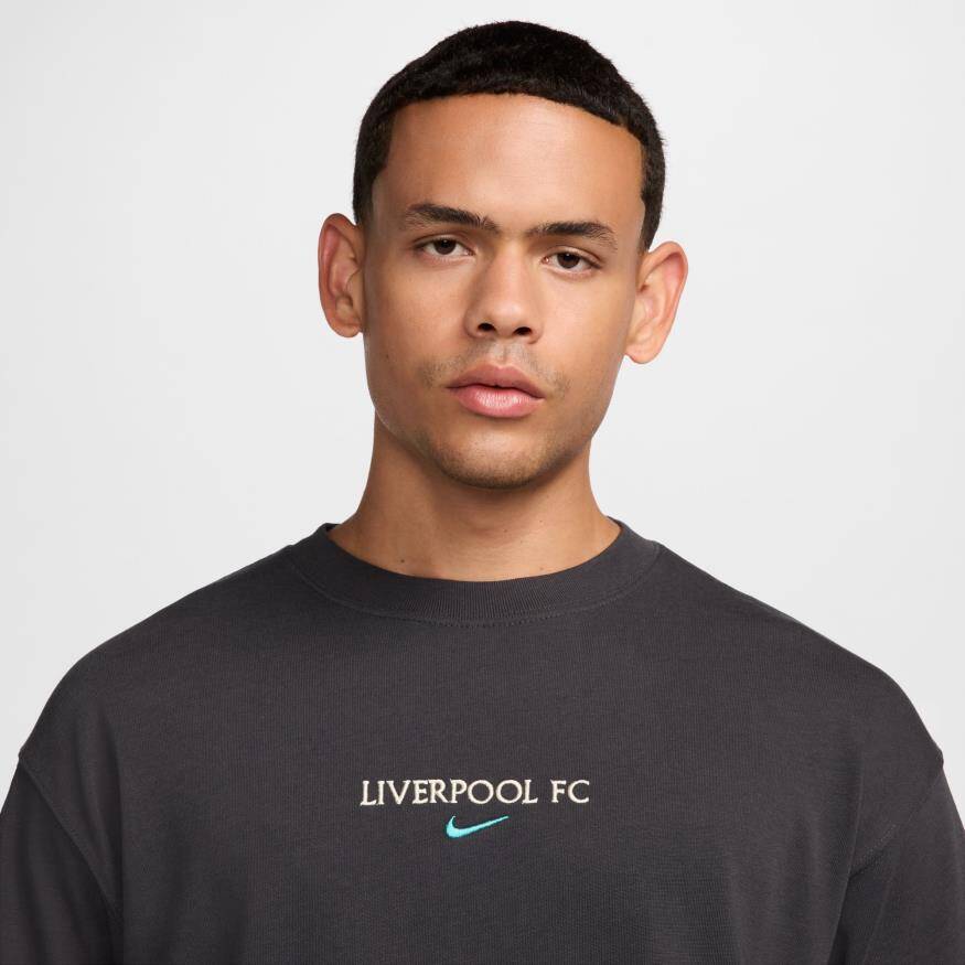 Liverpool FC Max90 Wordmark Tee Erkek Tişört