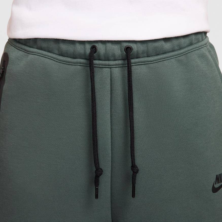 Tech Fleece Short Erkek Şort